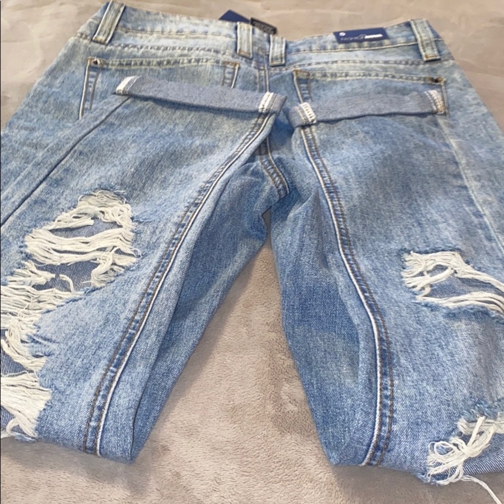 FashionNova size 5 jeans